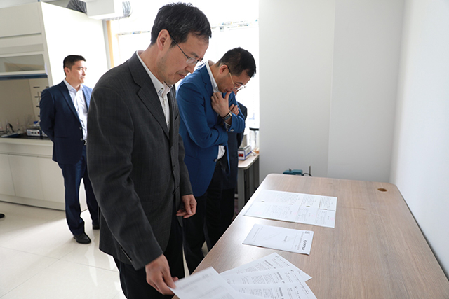 西安市科技局局长调研清洁供暖新技术